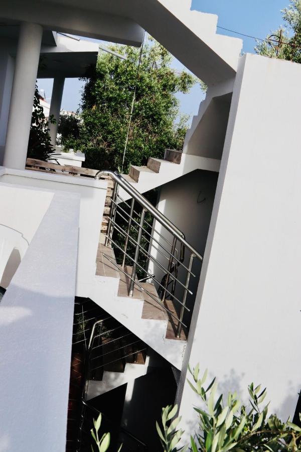 Montebello Inn Apartments Улцинь Экстерьер фото