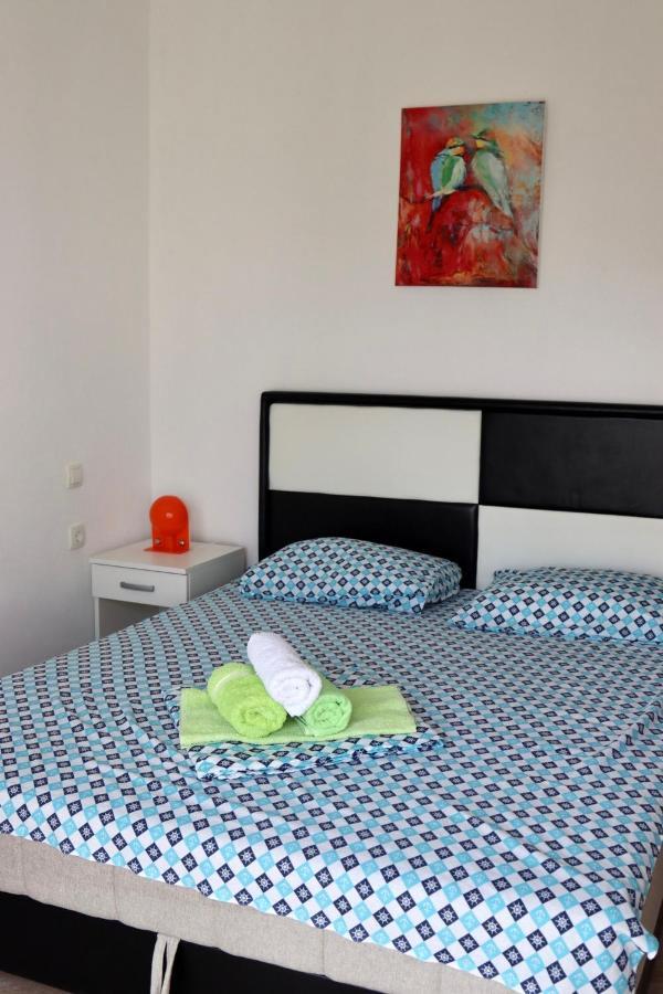 Montebello Inn Apartments Улцинь Экстерьер фото
