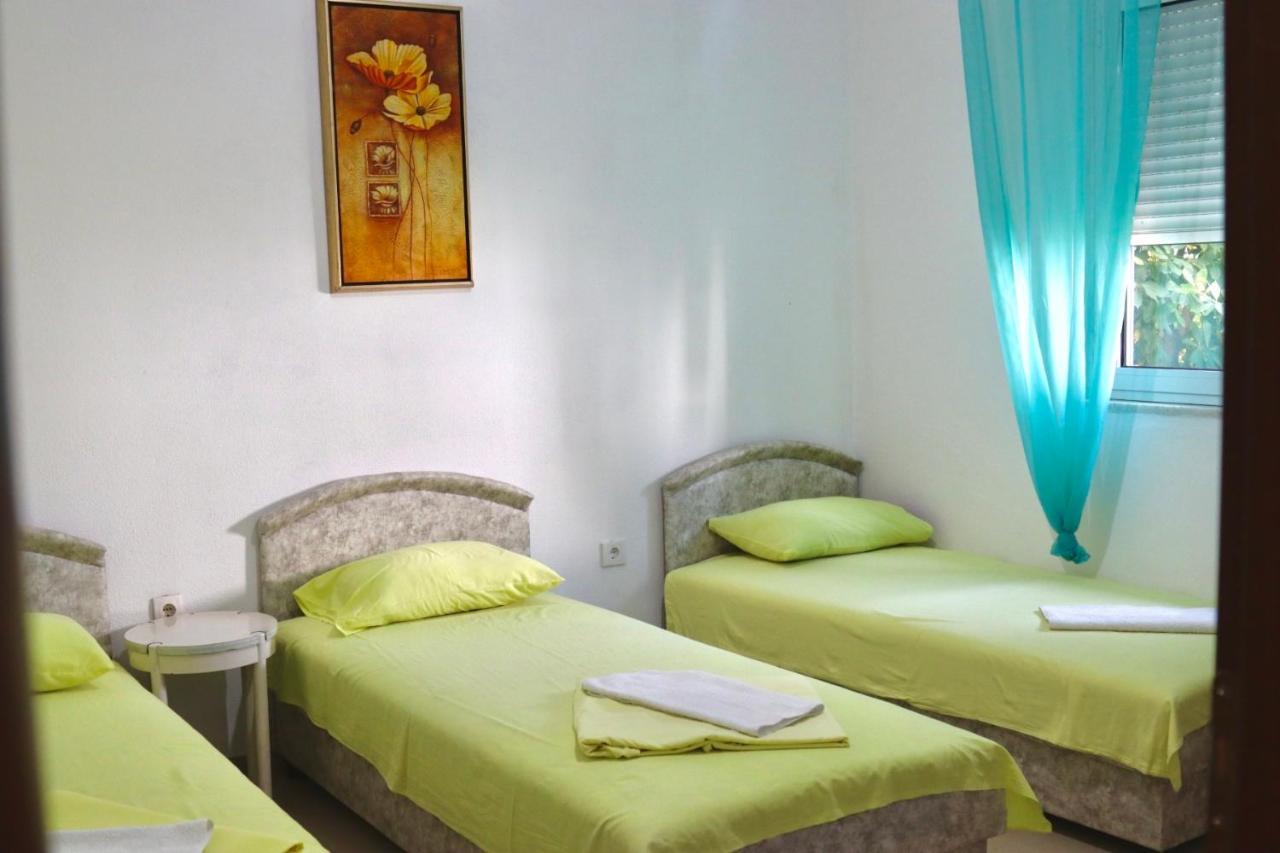 Montebello Inn Apartments Улцинь Экстерьер фото