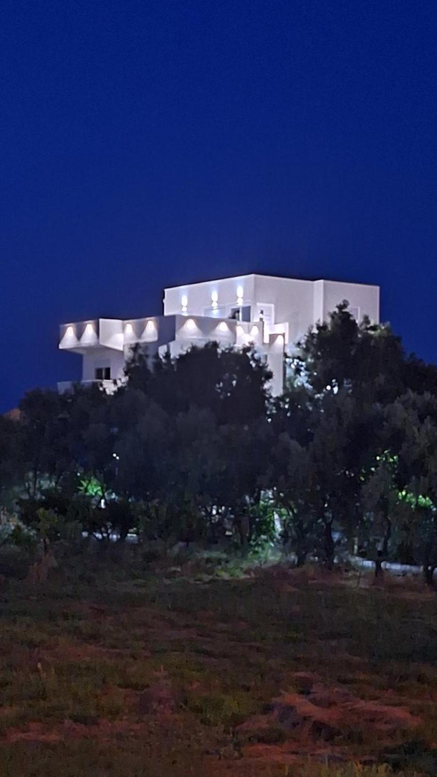 Montebello Inn Apartments Улцинь Экстерьер фото