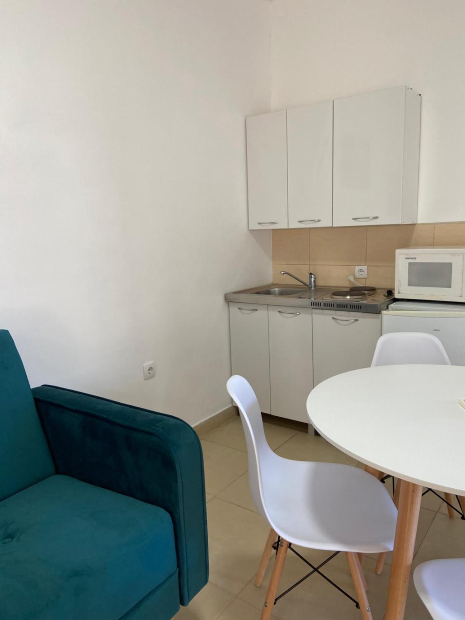 Montebello Inn Apartments Улцинь Экстерьер фото