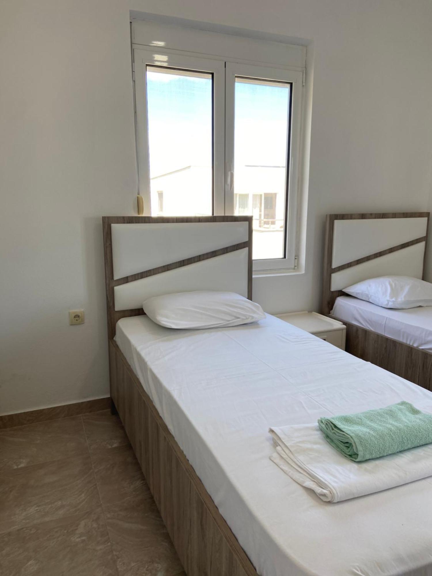 Montebello Inn Apartments Улцинь Экстерьер фото