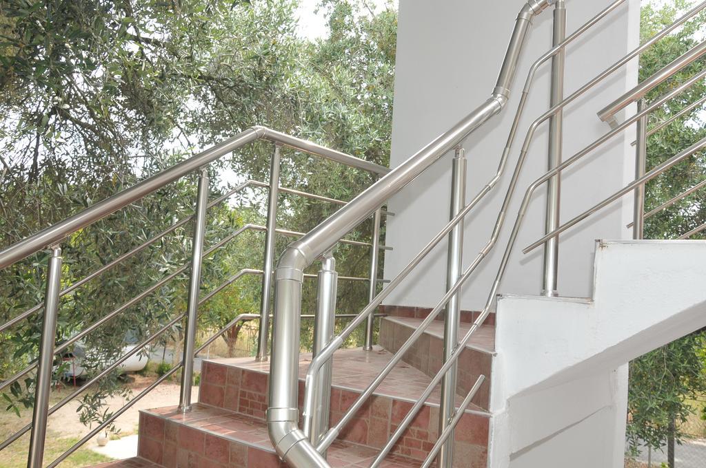 Montebello Inn Apartments Улцинь Экстерьер фото